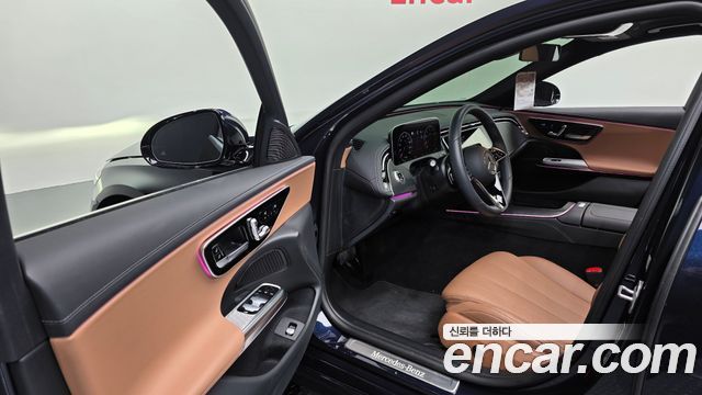 Mercedes-Benz E-Class 2024 — photo 13