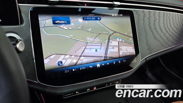 Mercedes-Benz E-Class 2024 — photo 21