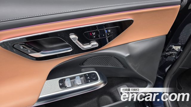 Mercedes-Benz E-Class 2024 — photo 26