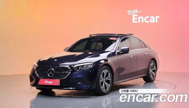 Mercedes-Benz E-Class 2024 — photo 1