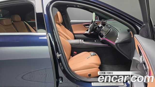 Mercedes-Benz E-Class 2024 — photo 16