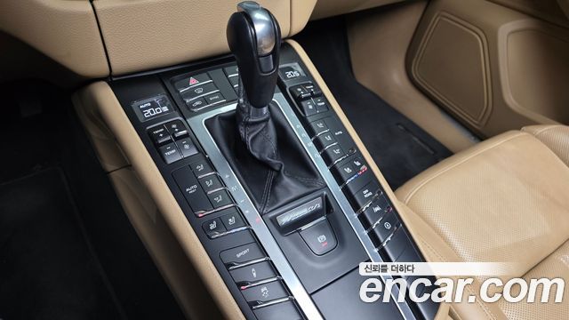 Porsche Macan 2017 — photo 12