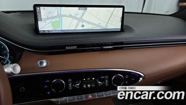 Genesis GV70 2023 — photo 19