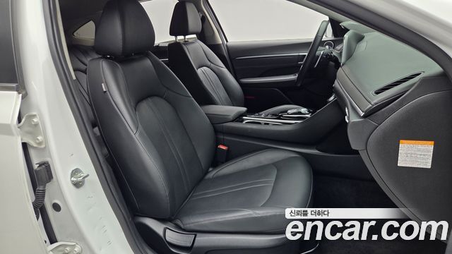 Hyundai Sonata 2022 — photo 8