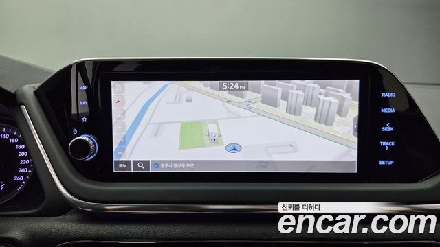 Hyundai Sonata 2022 — photo 14