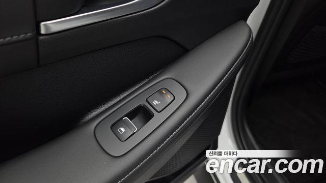 Hyundai Sonata 2022 — photo 19