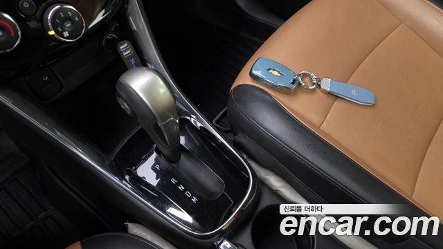 Chevrolet Korea Trax 2017 — photo 12