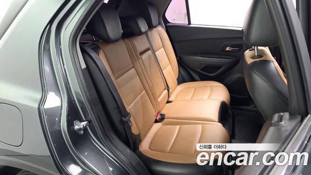 Chevrolet Korea Trax 2017 — photo 17