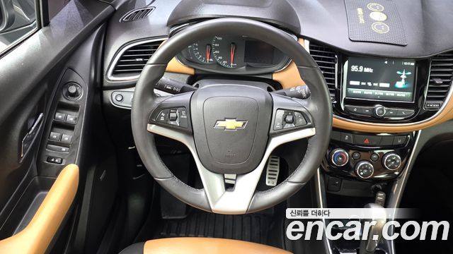 Chevrolet Korea Trax 2017 — photo 19