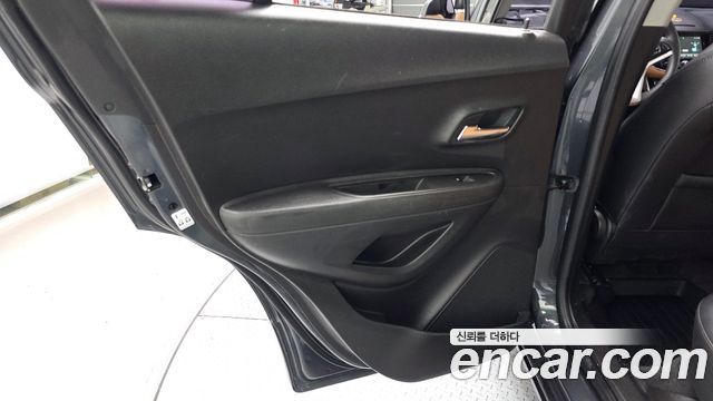Chevrolet Korea Trax 2017 — photo 15