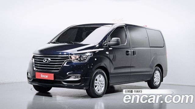 Hyundai Starex 2020 — photo 1