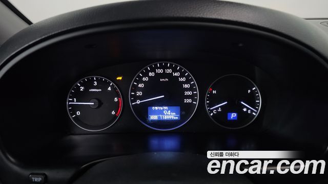 Hyundai Starex 2020 — photo 8