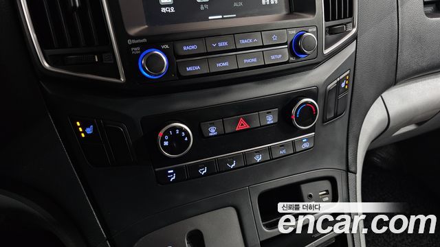 Hyundai Starex 2020 — photo 15