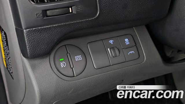 Hyundai Starex 2020 — photo 19