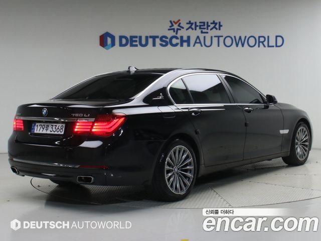 BMW 7-Series 2015 — photo 2