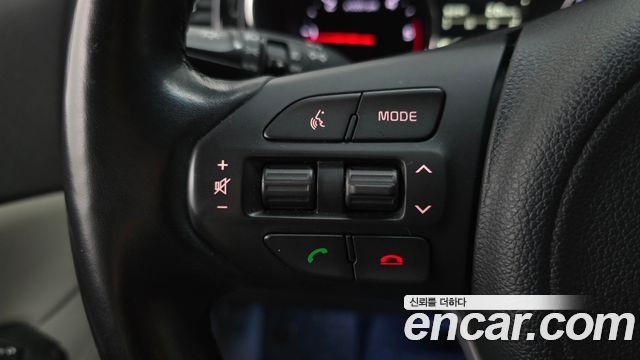 Kia Canival 2018 — photo 24