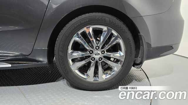 Kia Canival 2018 — photo 7