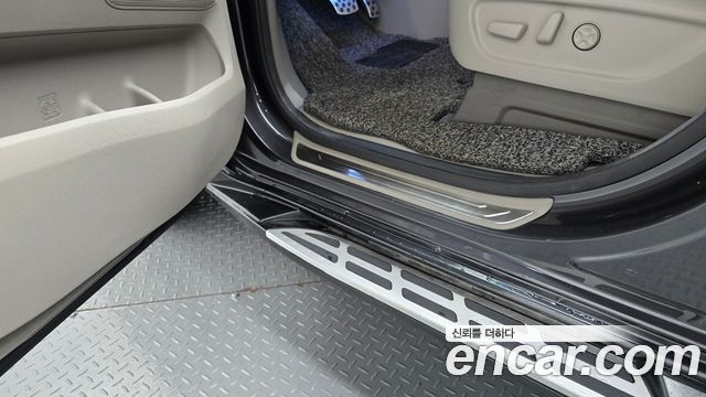 Kia Canival 2018 — photo 34
