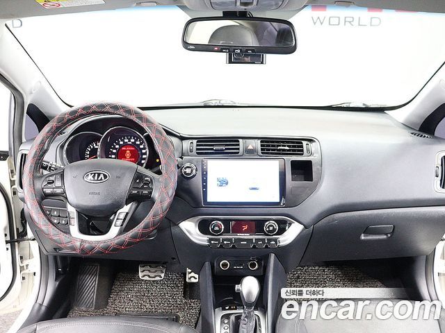 Kia pride 2012 — photo 5