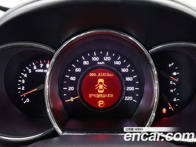 Kia pride 2012 — photo 7