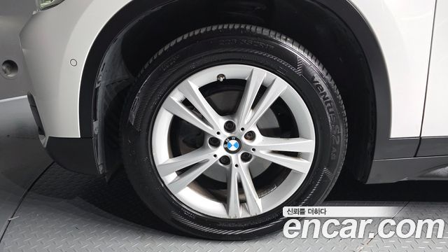 BMW X1 2016 — photo 5