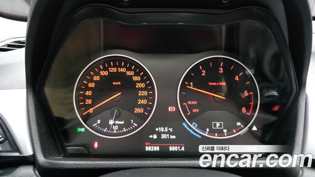 BMW X1 2016 — photo 11