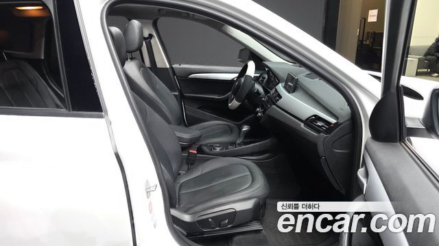 BMW X1 2016 — photo 17