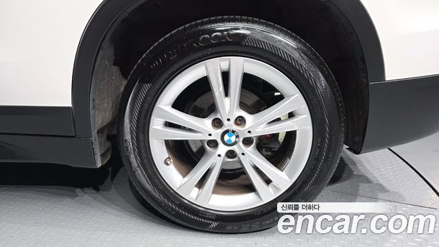 BMW X1 2016 — photo 7