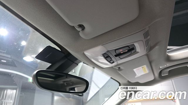 BMW X1 2016 — photo 28