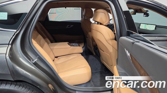 Genesis G80 2022 — photo 12