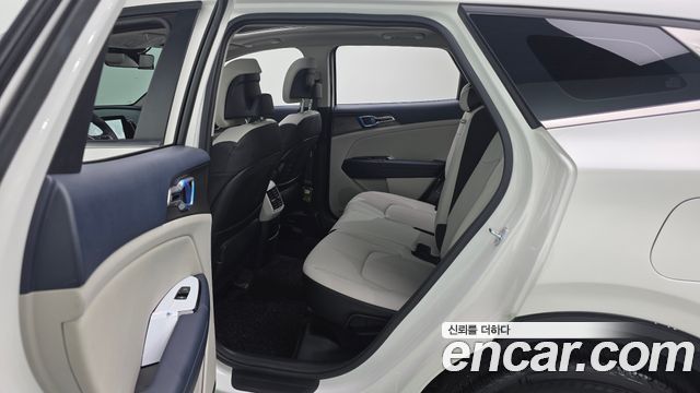 Kia Sportage 2022 — photo 11