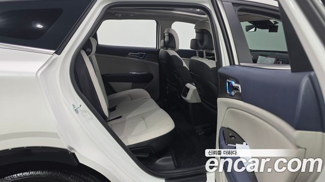 Kia Sportage 2022 — photo 19