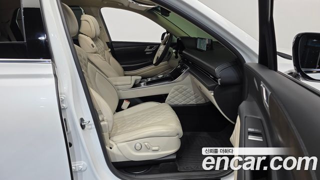 Genesis GV80 2023 — photo 11