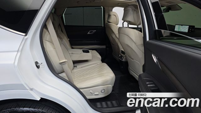 Genesis GV80 2023 — photo 12