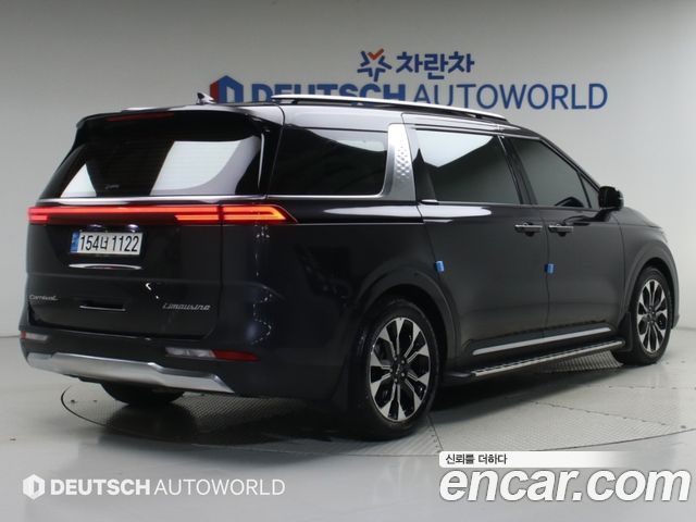 Kia Canival 2021 — photo 2