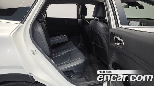 Kia Sportage 2023 — photo 12