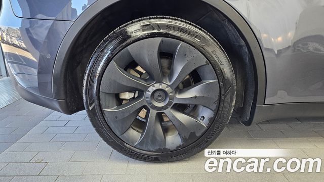 Tesla Model Y 2022 — photo 5