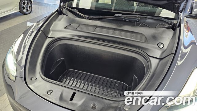 Tesla Model Y 2022 — photo 6
