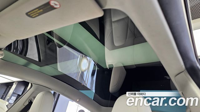 Tesla Model Y 2022 — photo 19
