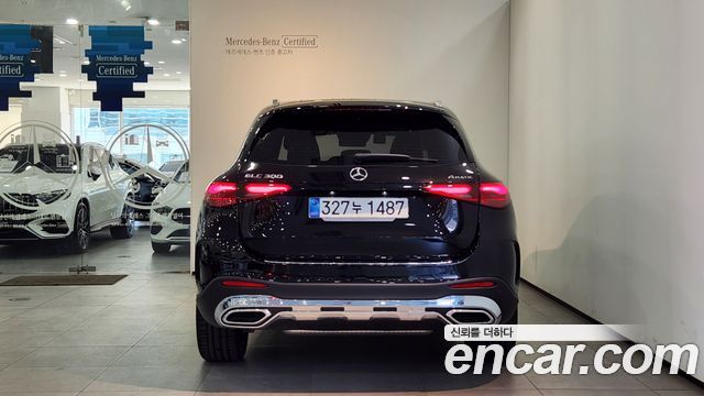 Mercedes-Benz GLC-Class 2026 — photo 4