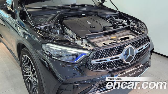 Mercedes-Benz GLC-Class 2026 — photo 6