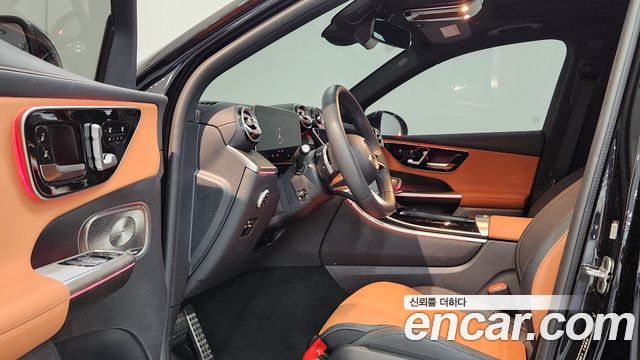 Mercedes-Benz GLC-Class 2026 — photo 10