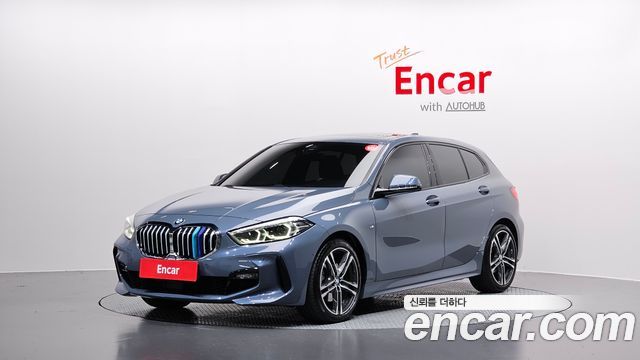 BMW 1-Series 2021 — photo 1