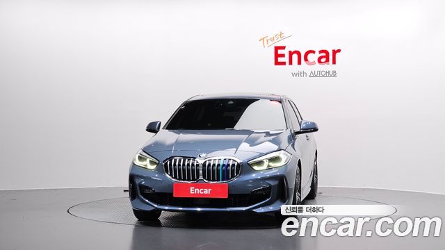 BMW 1-Series 2021 — photo 3