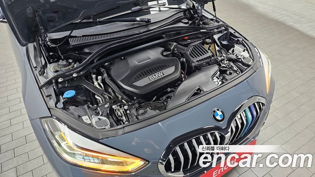 BMW 1-Series 2021 — photo 6