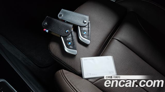 BMW 1-Series 2021 — photo 21