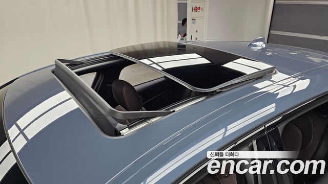 BMW 1-Series 2021 — photo 27