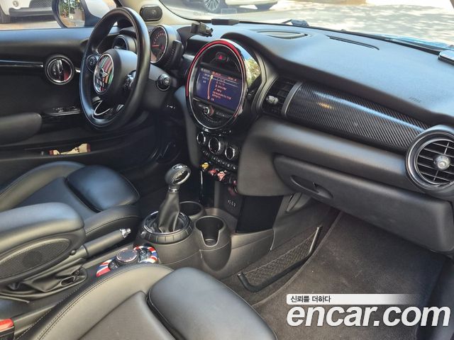 Mini Cooper 2015 — photo 7