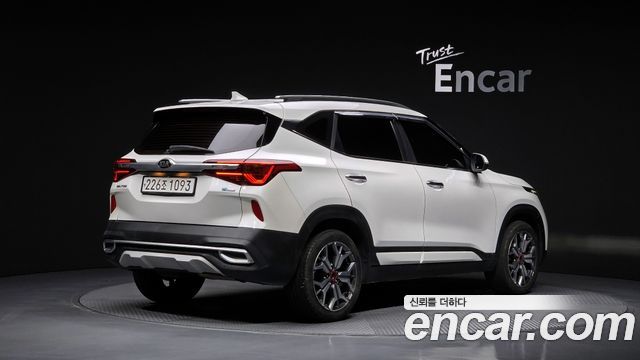 Kia Seltos 2020 — photo 2