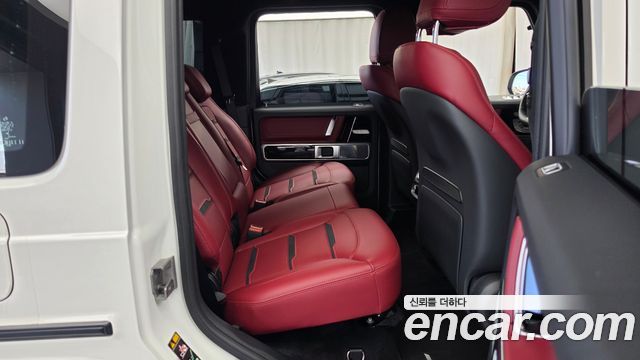 Mercedes-Benz G-Class 2026 — photo 17